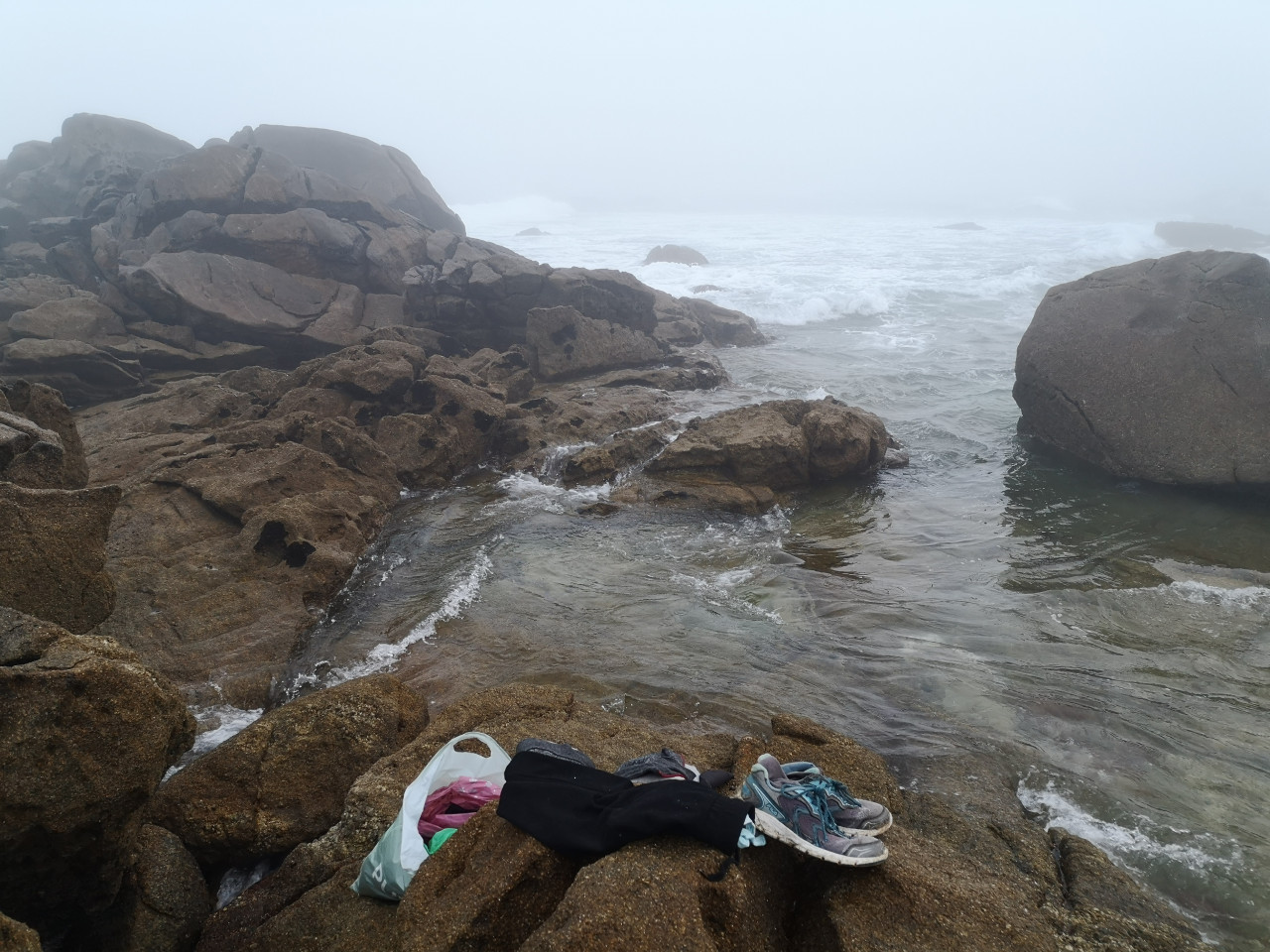 Mermaid Cove in the fog, ready for the immersion.